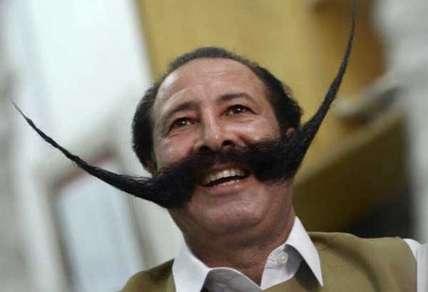 Comment porter la moustache