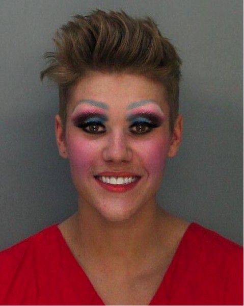 Bieber maquillé