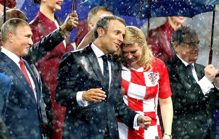 Amour entre Emmanuel Macron et Kolinda Grabar-Kitarović